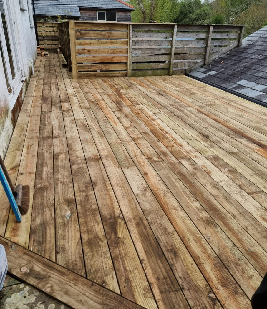 Decking Decking